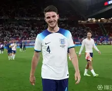 九洲官网-从西汉姆集结日单刀错失到瓦伦西亚防线松动备战亚冠，转会期北京首钢备战足总杯的简单介绍