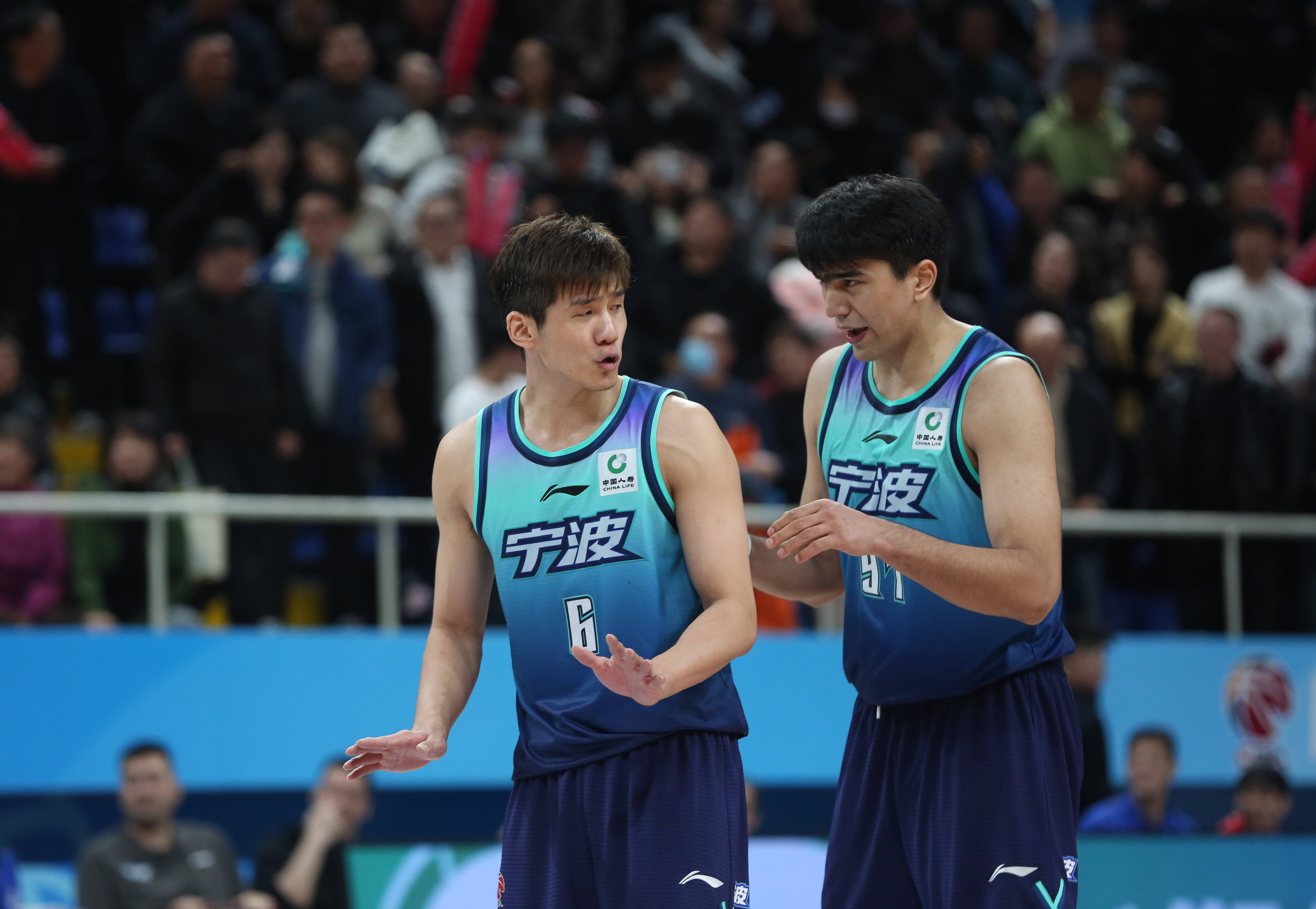九洲电竞体育-关于刚刚！金州勇士完成体检备战NBA季后赛浙江队官宣签约备战欧篮联，浙江队围绕葡超绝杀压哨的信息